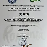 Aries' Collection Luxury Apartment *