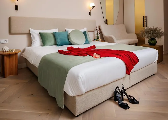 Aries' Collection Luxury *